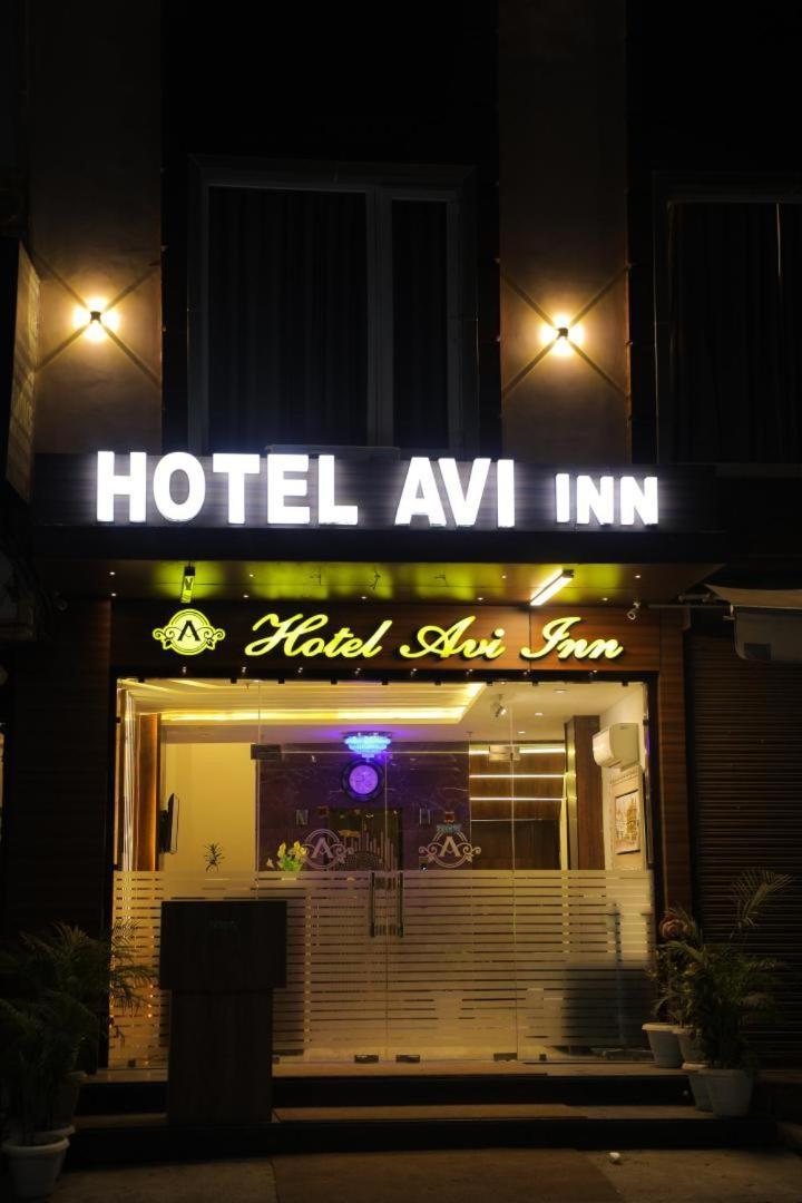 Hotel Avi Inn Amritsar Exteriör bild